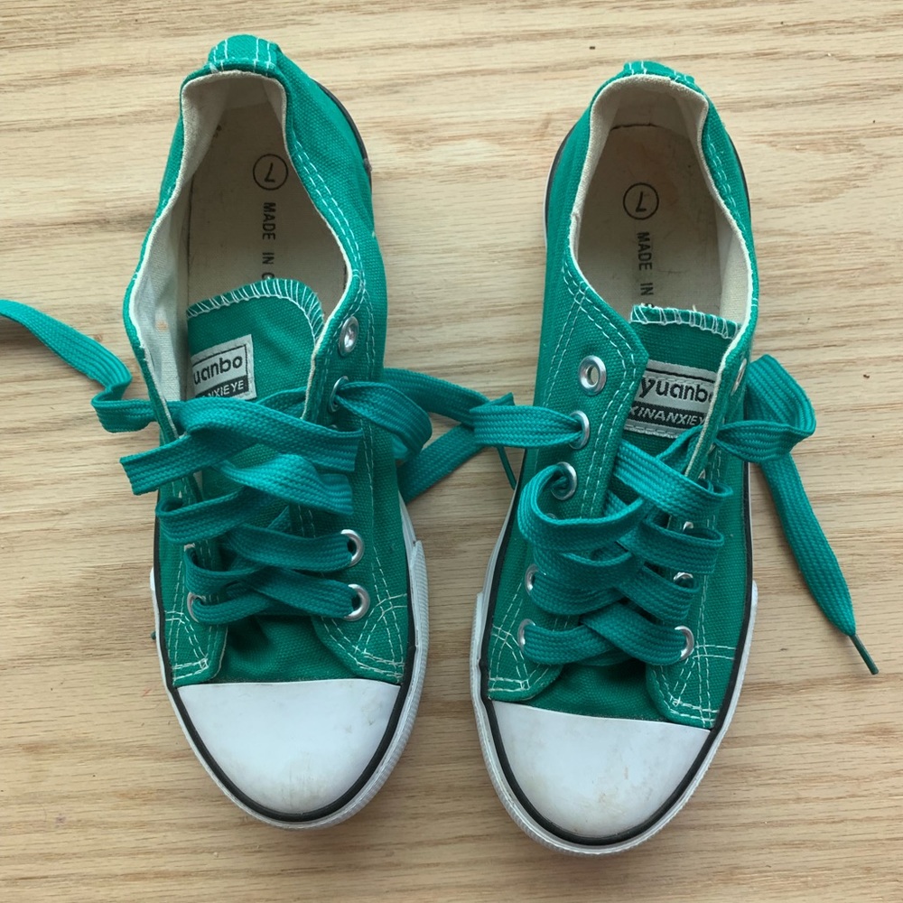 Converse-like green sneakers